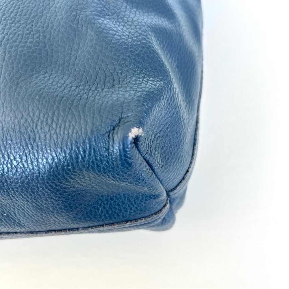 CUYANA Classic Easy Navy Pebbled Leather Large Shopping Bag Shoulder Bag Tote - Picture 12 of 16
